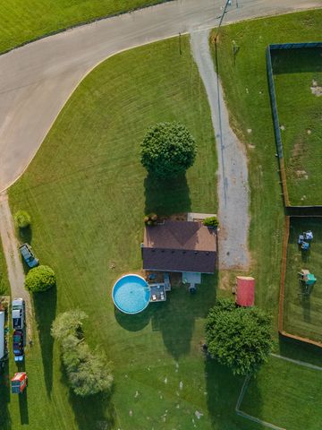 109 Brickyard Ct, Christiana, TN 37037