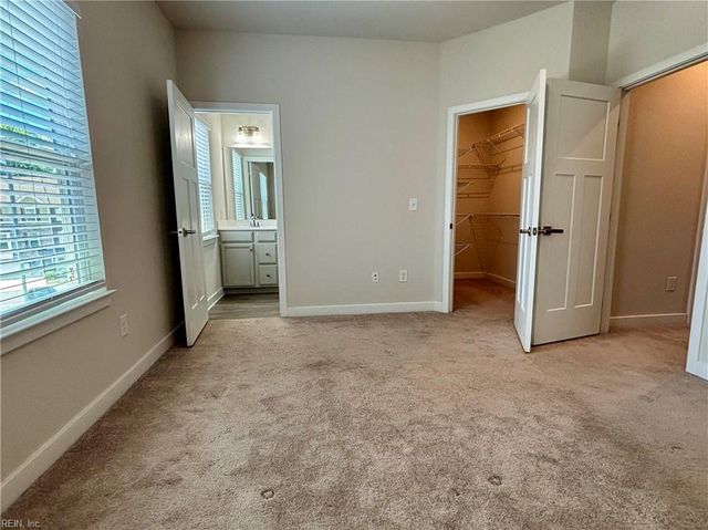 1736 Defiance DR, Chesapeake, VA 23323
