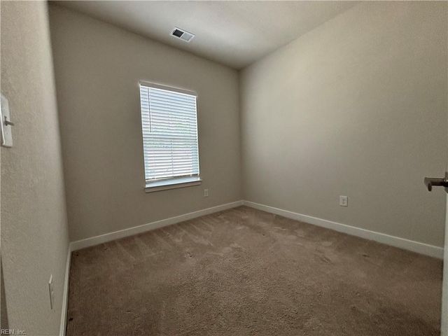1736 Defiance DR, Chesapeake, VA 23323