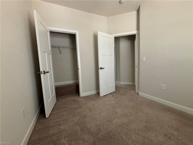 1736 Defiance DR, Chesapeake, VA 23323