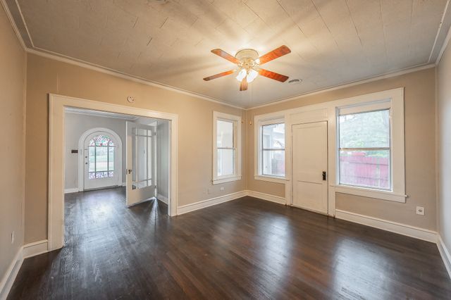 1500 Proctor Avenue, Waco, TX 76708