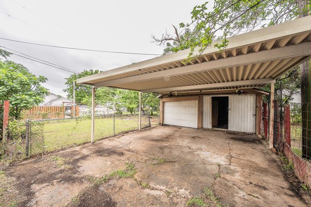 1500 Proctor Avenue, Waco, TX 76708