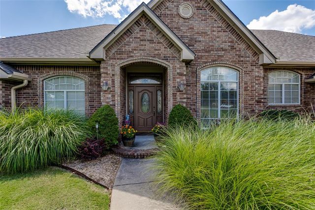 1163 Hidden Valley Lane, Choctaw, OK 73020