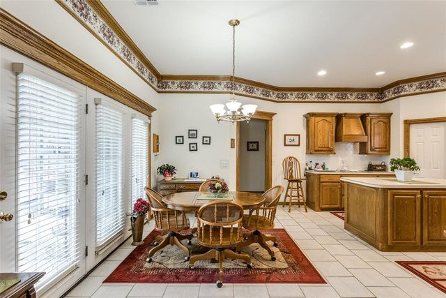 1163 Hidden Valley Lane, Choctaw, OK 73020