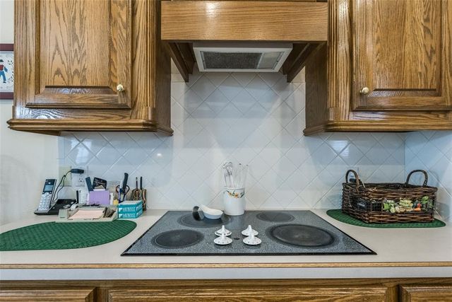 1163 Hidden Valley Lane, Choctaw, OK 73020