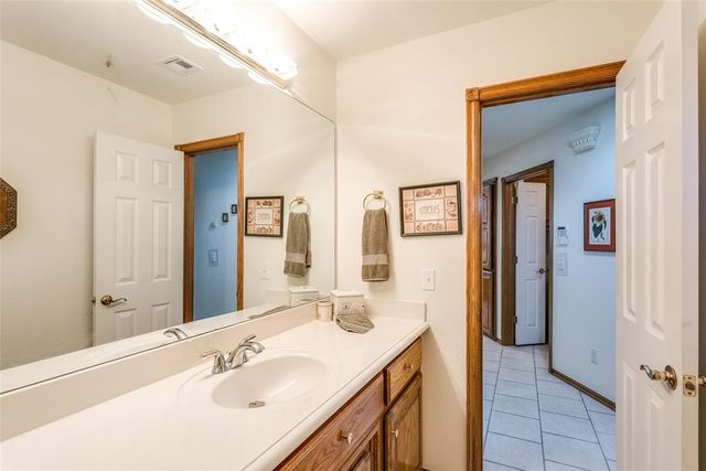 1163 Hidden Valley Lane, Choctaw, OK 73020