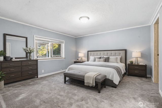 20 NE Matthew Court, Belfair, WA 98528