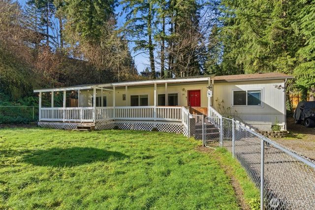 20 NE Matthew Court, Belfair, WA 98528