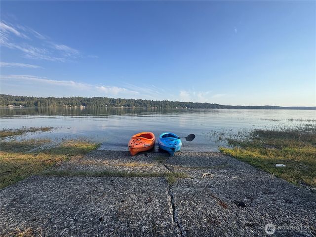 20 NE Matthew Court, Belfair, WA 98528