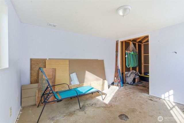 20 NE Matthew Court, Belfair, WA 98528