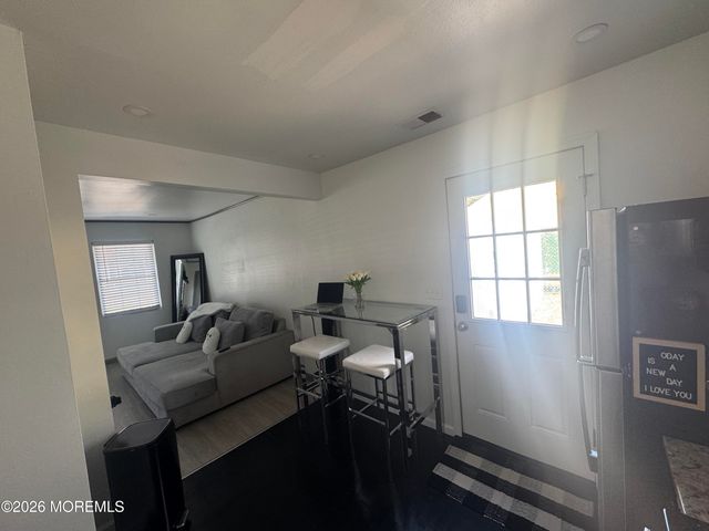 223 Windward Avenue, Beachwood, NJ 08722