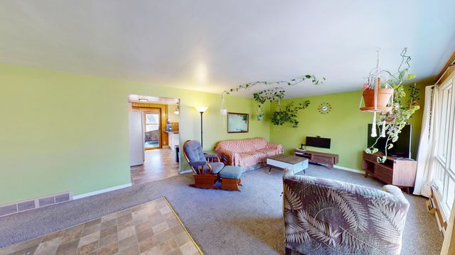 1606 Frank Hall Drive, Albert Lea, MN 56007