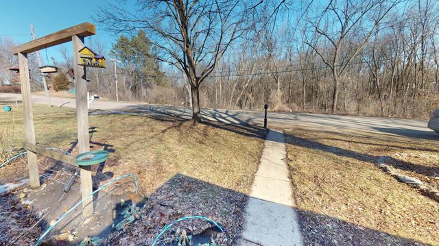 1606 Frank Hall Drive, Albert Lea, MN 56007