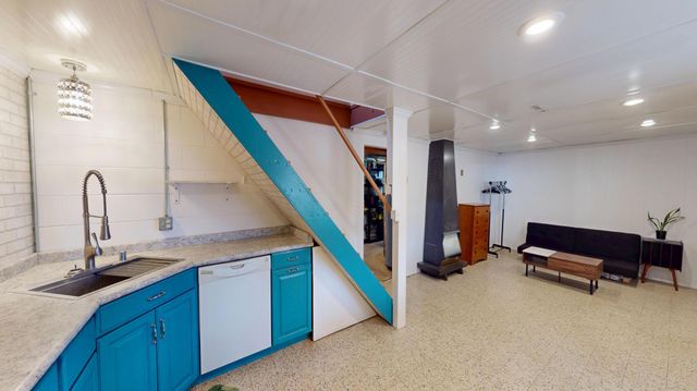 1606 Frank Hall Drive, Albert Lea, MN 56007