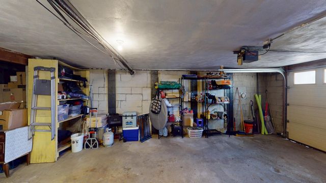 1606 Frank Hall Drive, Albert Lea, MN 56007