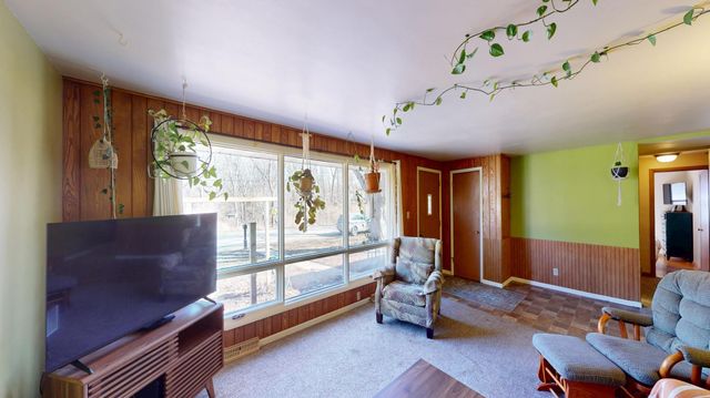 1606 Frank Hall Drive, Albert Lea, MN 56007