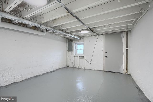 25 S HILTON ST, Baltimore, MD 21229