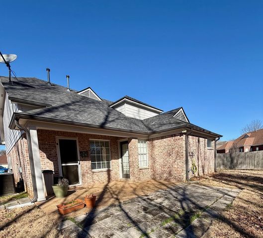 1274 JACKSON POND CIR, Cordova, TN 38018