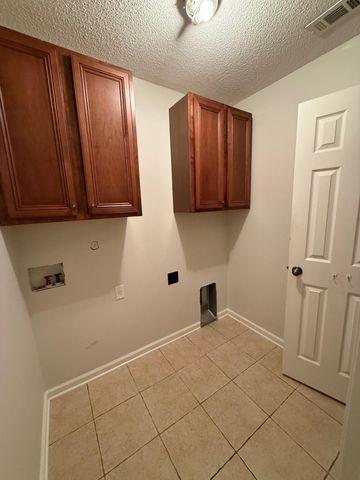 1274 JACKSON POND CIR, Cordova, TN 38018