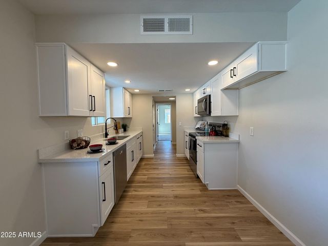 1714 E DANA Avenue, Mesa, AZ 85204