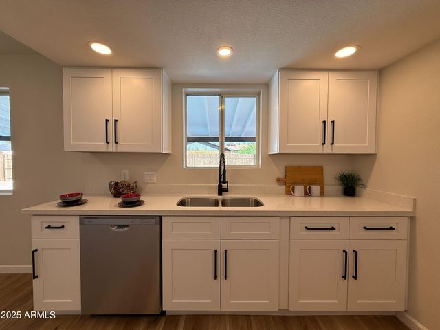 1714 E DANA Avenue, Mesa, AZ 85204