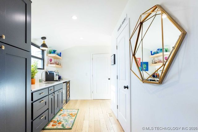 2709 E 61st Street, Tulsa, OK 74136