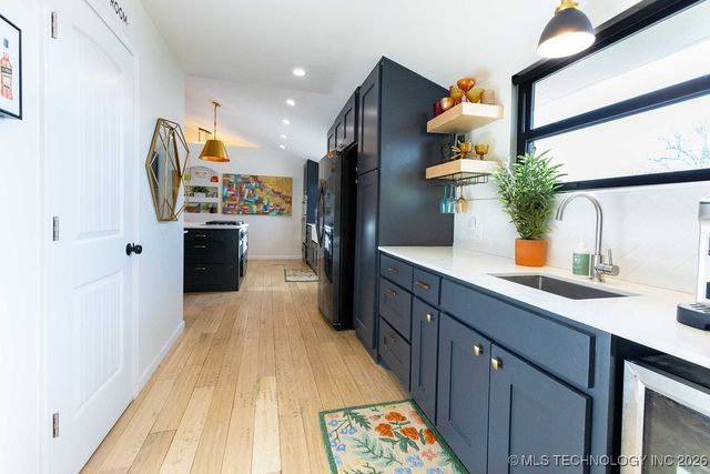 2709 E 61st Street, Tulsa, OK 74136