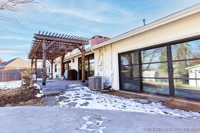 2709 E 61st Street, Tulsa, OK 74136