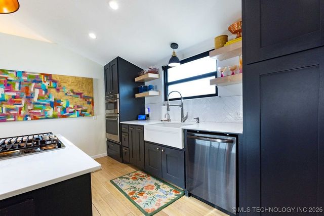 2709 E 61st Street, Tulsa, OK 74136