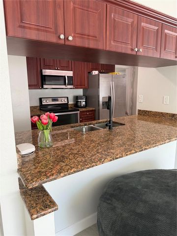 1407 PINEY BRANCH CIRCLE, Valrico, FL 33594