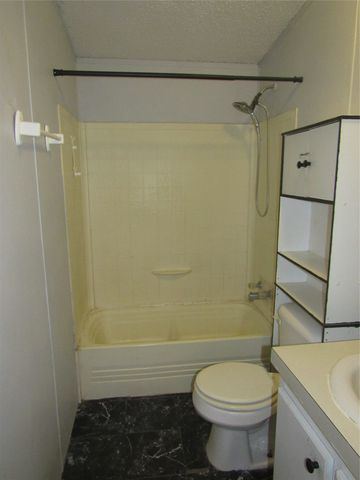 501 W Collins Street, Denison, TX 75020