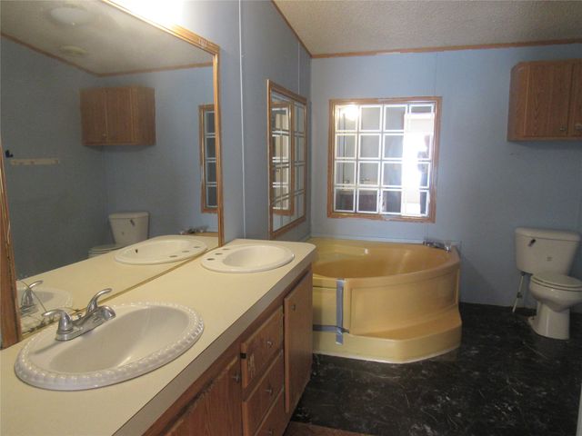 501 W Collins Street, Denison, TX 75020