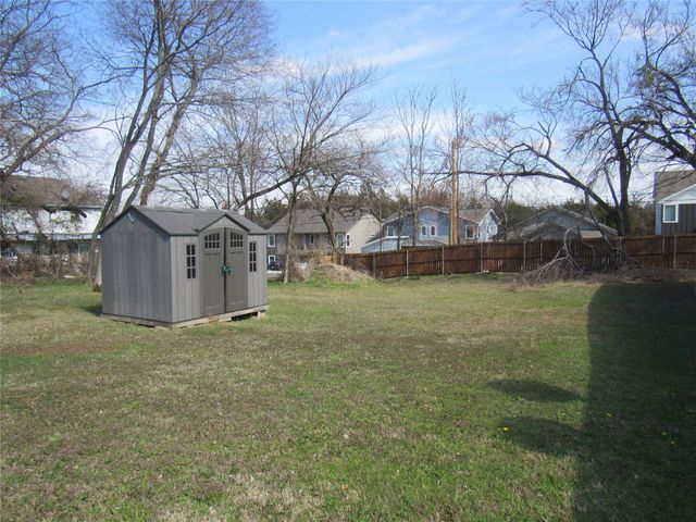 501 W Collins Street, Denison, TX 75020