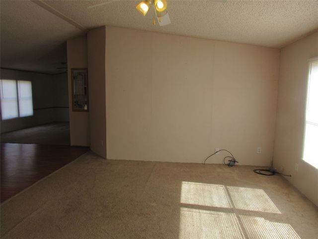 501 W Collins Street, Denison, TX 75020