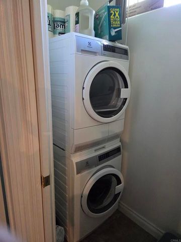 762 Grey Hawk Ct, Oceanside, CA 92057