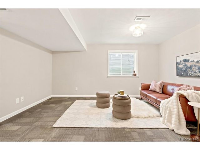 21721 Saddlebrook Dr, Parker, CO 80138