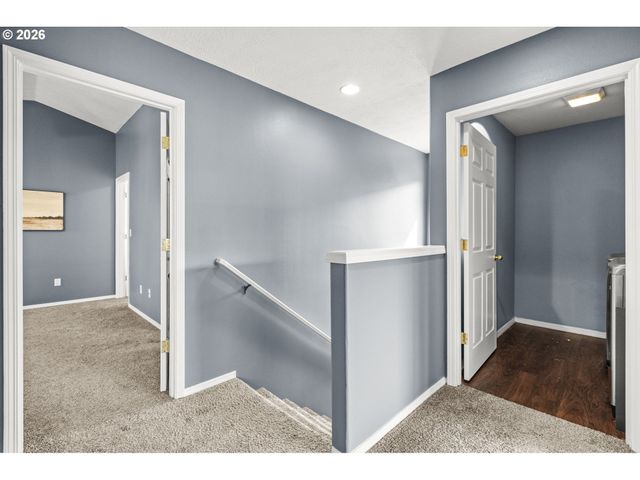 38882 HASKINS St, Sandy, OR 97055