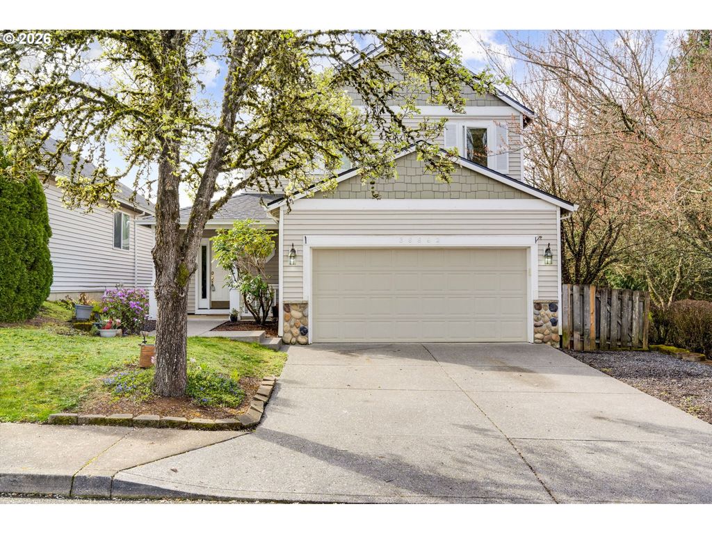 38882 HASKINS St, Sandy, OR 97055