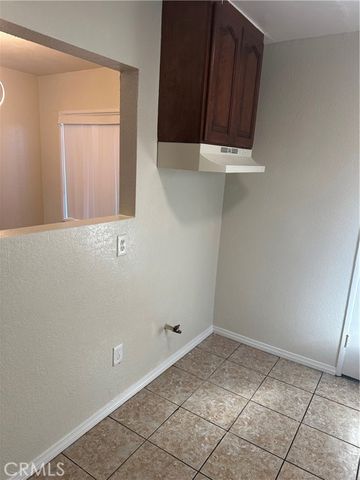 1512 W 103rd, Los Angeles, CA 90047