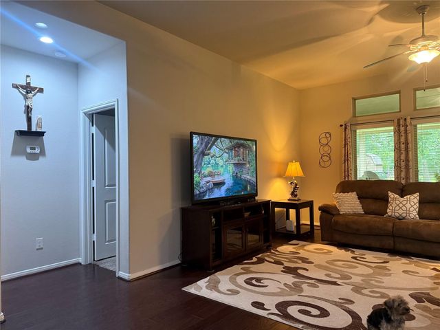 9146 Sierra Del Carmen, Conroe, TX 77303