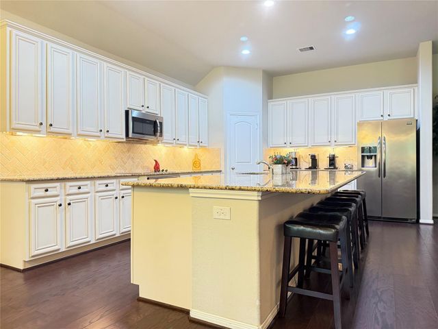 9146 Sierra Del Carmen, Conroe, TX 77303