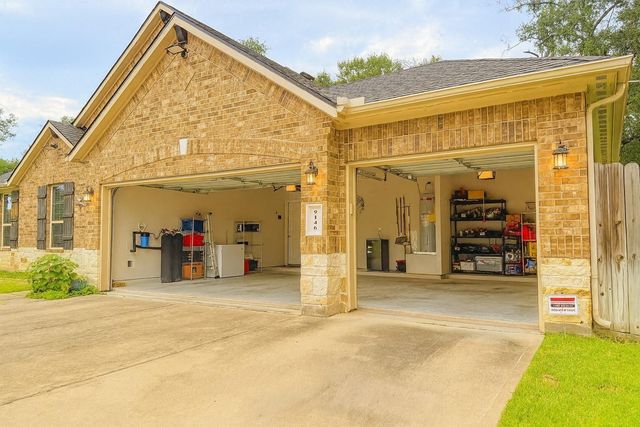 9146 Sierra Del Carmen, Conroe, TX 77303