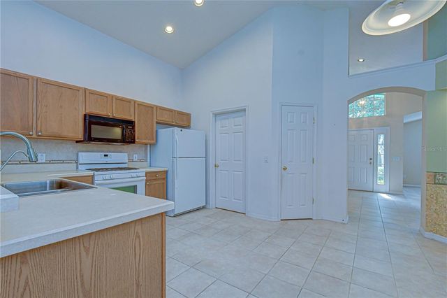 18927 TWINBERRY DRIVE, Tampa, FL 33647