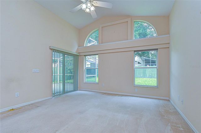 18927 TWINBERRY DRIVE, Tampa, FL 33647