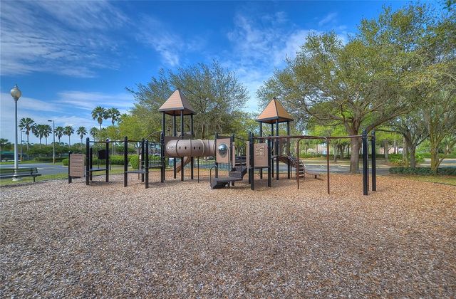 18927 TWINBERRY DRIVE, Tampa, FL 33647