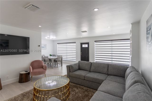 4010 Johnson St, Hollywood, FL 33021