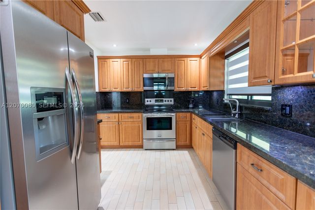 4010 Johnson St, Hollywood, FL 33021