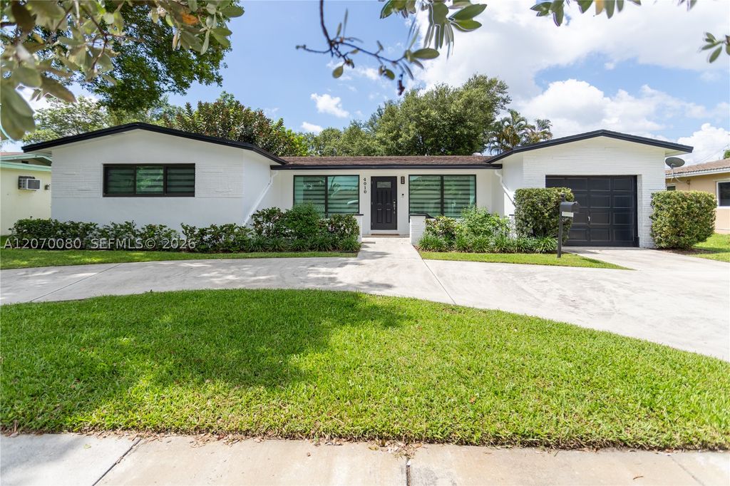 4010 Johnson St, Hollywood, FL 33021