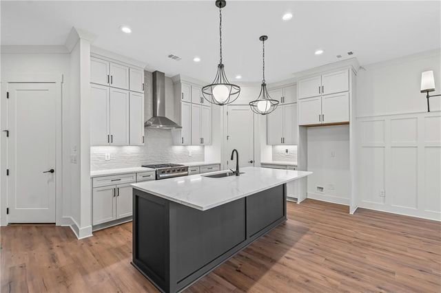 1981 American Way 28, Kennesaw, GA 30144