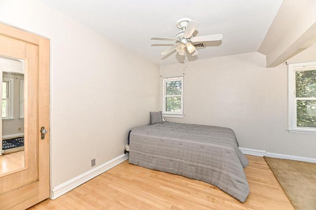 7926 Hillcrest DRIVE, Wauwatosa, WI 53213
